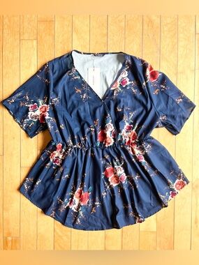 BloomChic NEW Navy Floral V-Neck Peplum Top Size 22-24